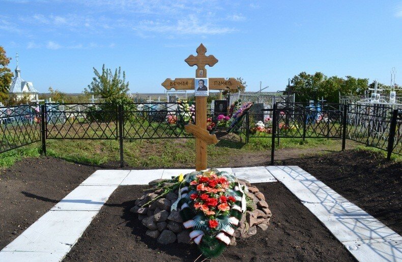 Могила Н.И. Кривцова в Любичах (фото из открытых источников)