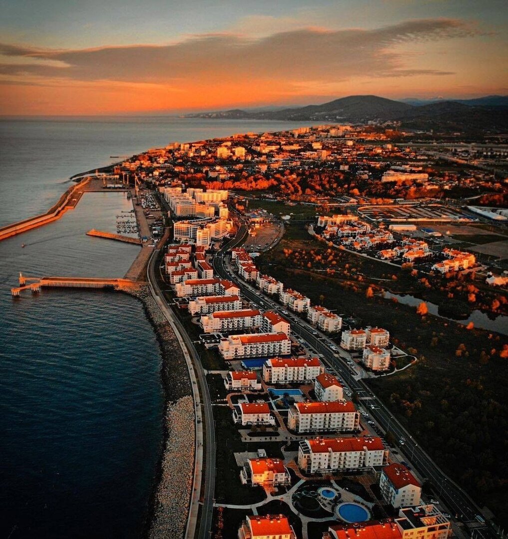 Олимпийский парк в ноябре (фото из инстаграм @aero.sochi)