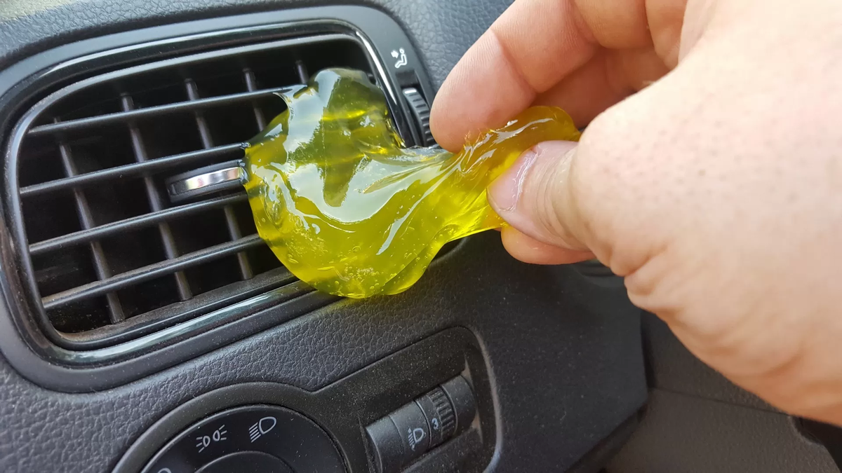 Наглядный пример того, как работает лизун. 