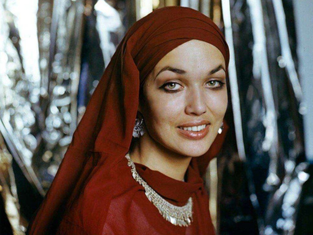 Красавицу-актрису с экзотической внешностью когда-то любили миллионы советских зрителей.-2