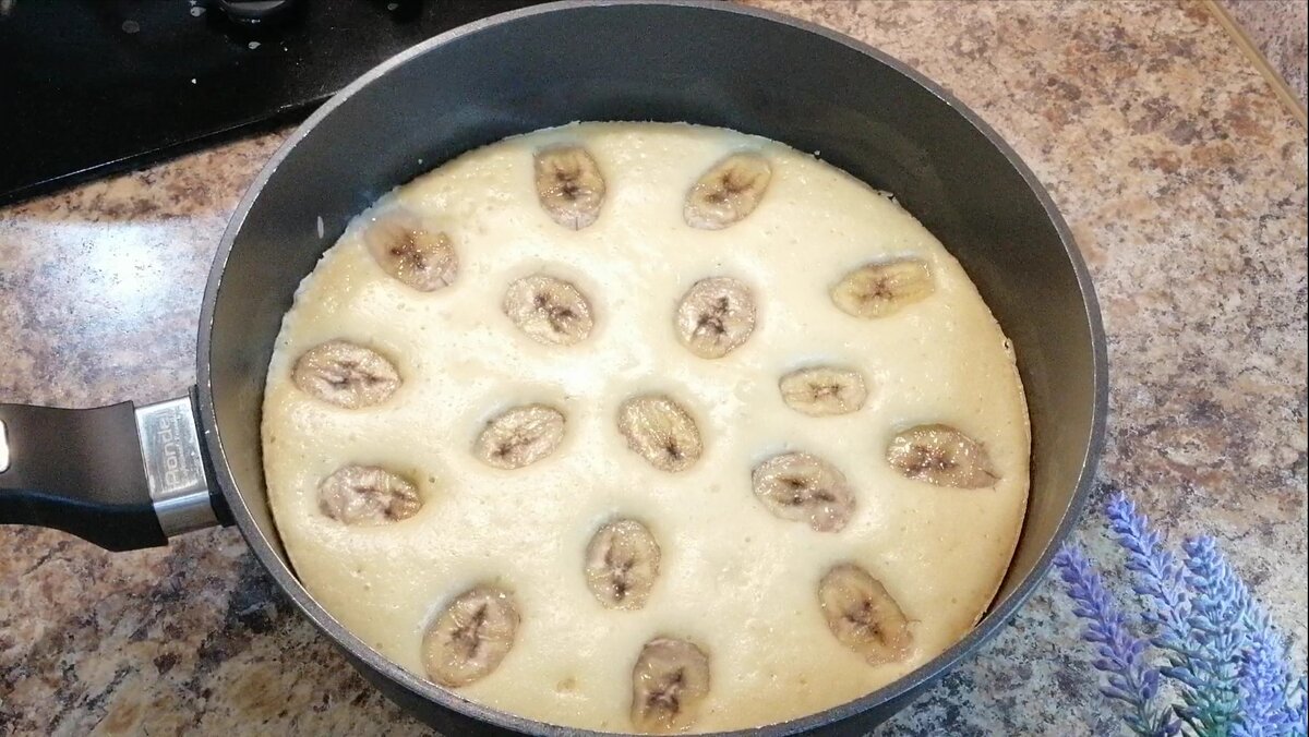 Пирог на сковороде без духовки простой рецепт