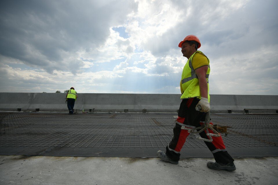     В Новосибирске отремонтируют 7 дорог за 52 миллиона рублей. Алексей БУЛАТОВ