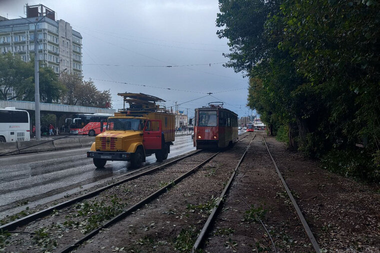    Пострадавших предварительно нет Корреспондент URA.RU