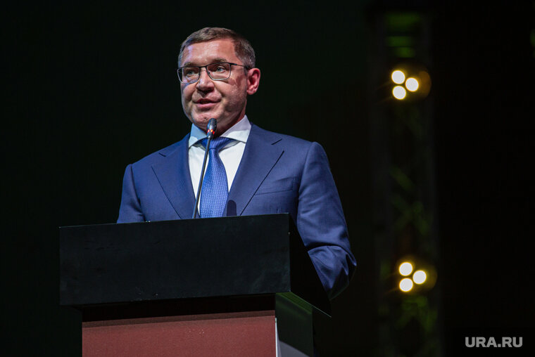    Владимир Якушев отметил уральских ветеранов