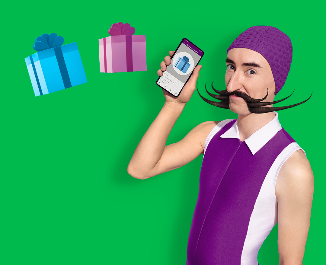 Подарок новогодний мегафон. Мегафон ты тряси смартфон реклама. Тряси тряси смартфон приложение. Мегафон тряси смартфон. Мегафон плакат.