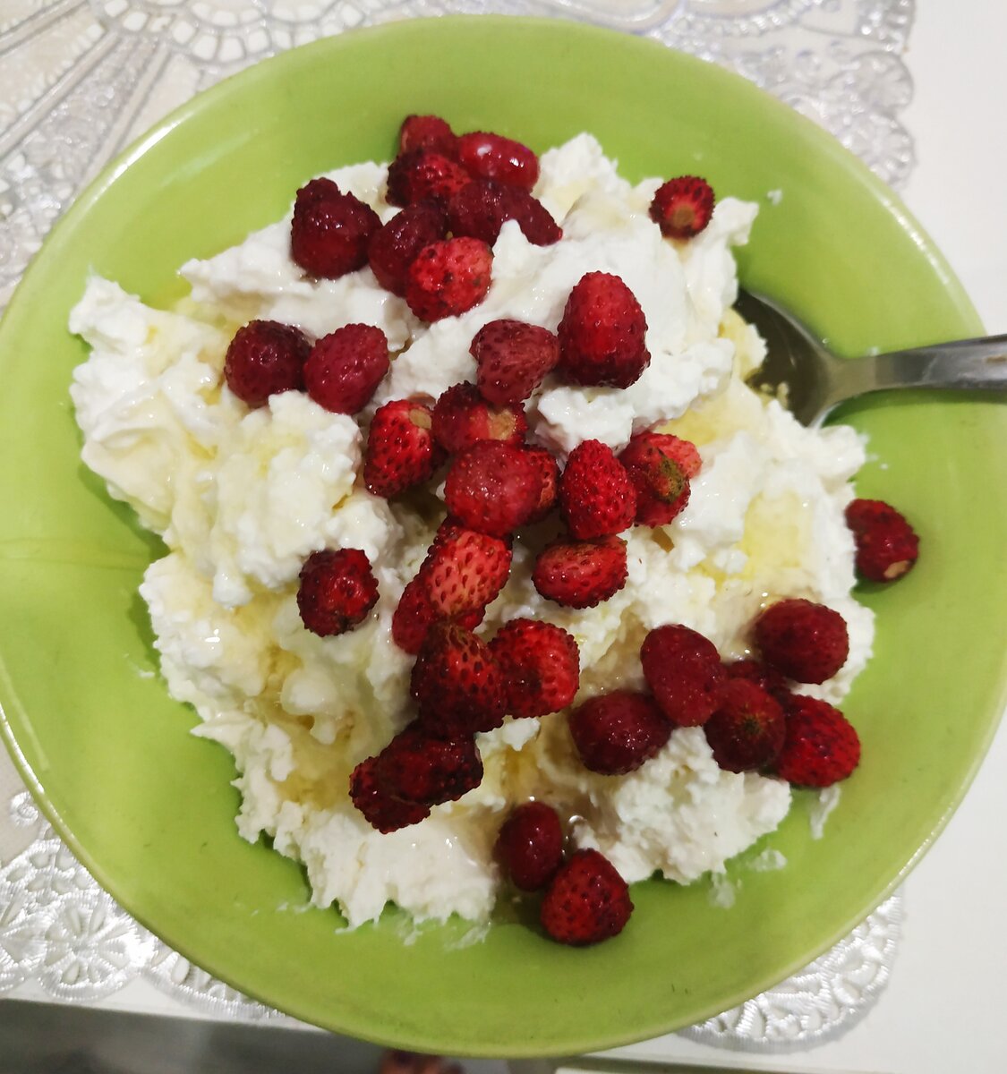 Творог ем каждый божий день, пытаюсь разнообразить его как могу