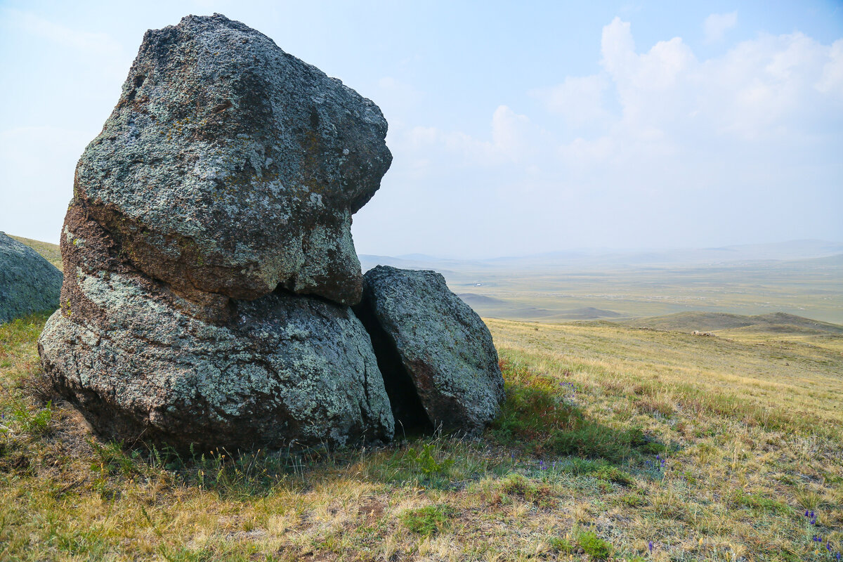 Петроглифы Тажеранской степи