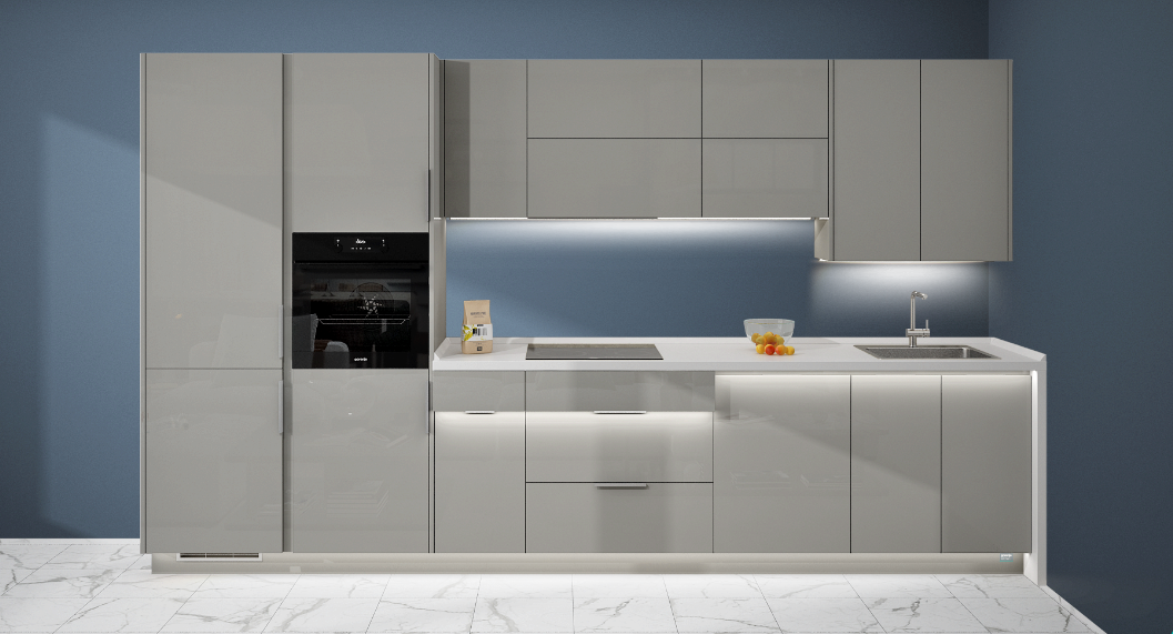 Кухня Gorenje Kitchen коллекции Adriatica со встроенным холодильником и колонкой под духовой шкаф