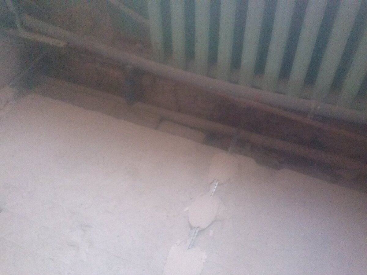 Мне сказали это замуровать!!!???