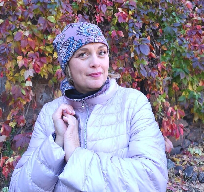 Комплект шапочка со снудом, отличный подарок! 