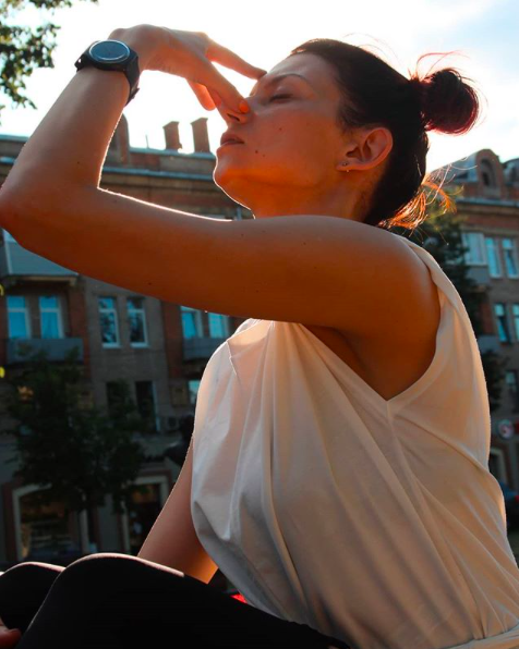 Ксения Новак, автор канала "Йога с Новак" 