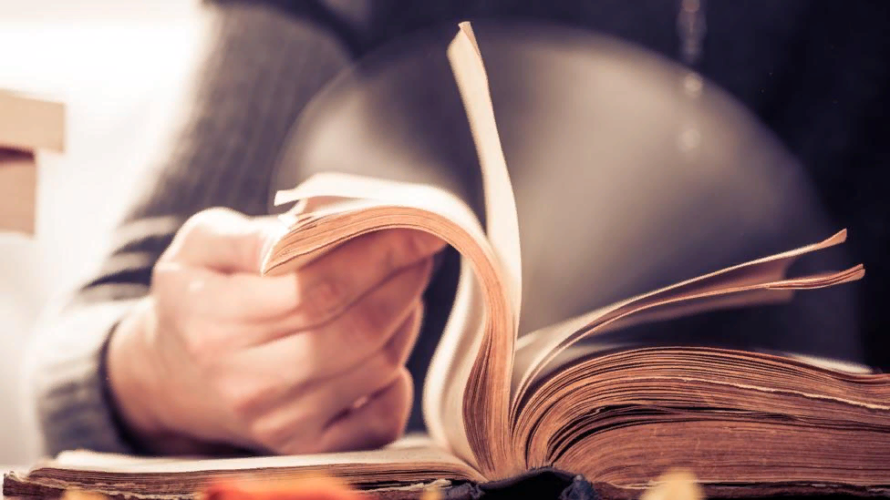 Сложность заключается в том, чтобы увеличить скорость чтения без ущерба для способности воспринимать и понимать текст.