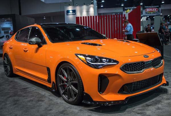 Kia Stinger Russia