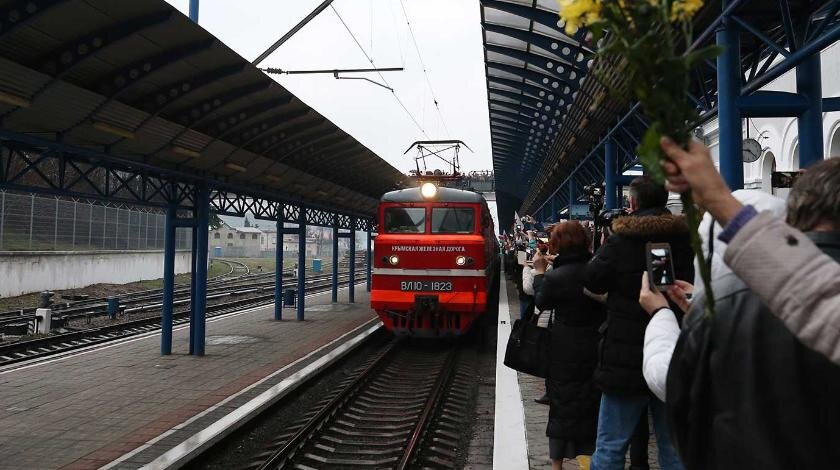 Прибытие "семёрки" в Севастополь.