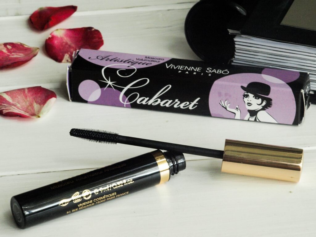 Пусть вас не смущает то сколько она стоит, потому что работает она нереально. Придает невероятный объем и невероятную длину.