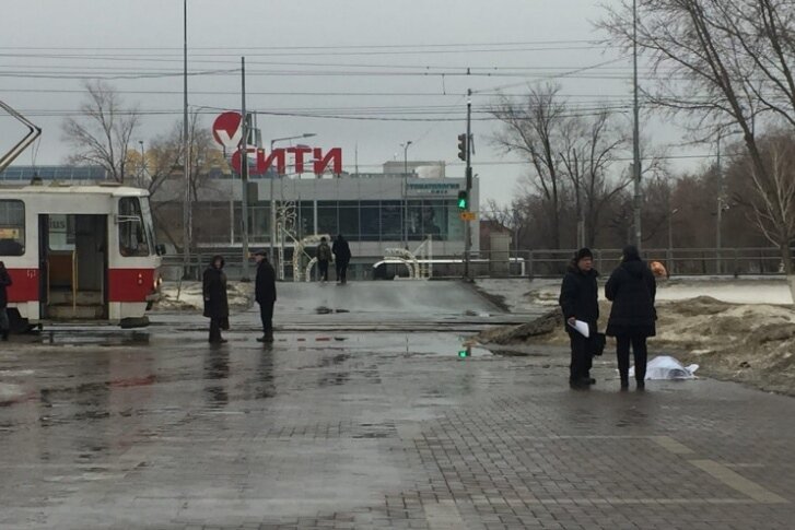 Эпидемия коронавируса в Саратове или две идентичные смерти менее чем за неделю?