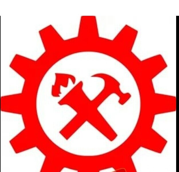 Факел и молоток. Символ союза революционеров и рабочих.