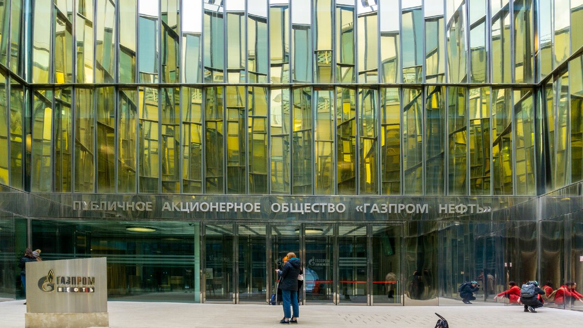 почтамтская 3-5 санкт-петербург. почтамтская 3-5 санкт-петербург зеркальный дворик. почтамтская улица 3-5 санкт-петербург. зеркальный дворик в санкт-петербурге почтамтская. зеркальный дворик почтамтская.