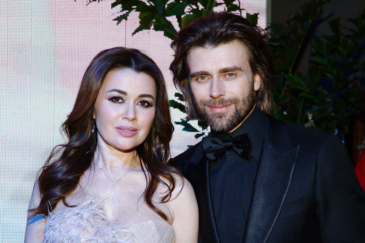 Анастасия Заворотнюк и Петр Чернышев. Фото: /Anatoly Lomokhov/Global Look Press www.globallookpress.com