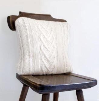 Как сделать подушку из старого вязаного свитера