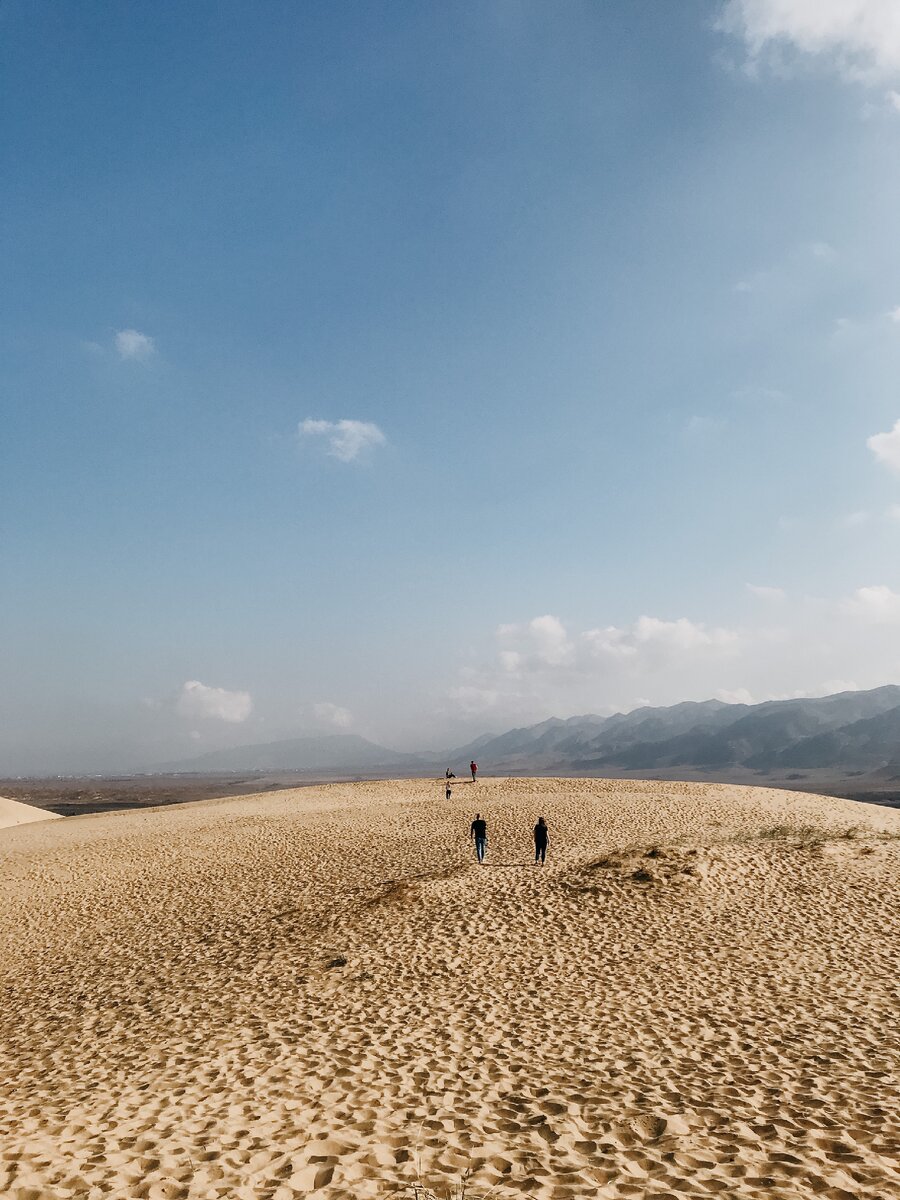 Бархан Сарыкум