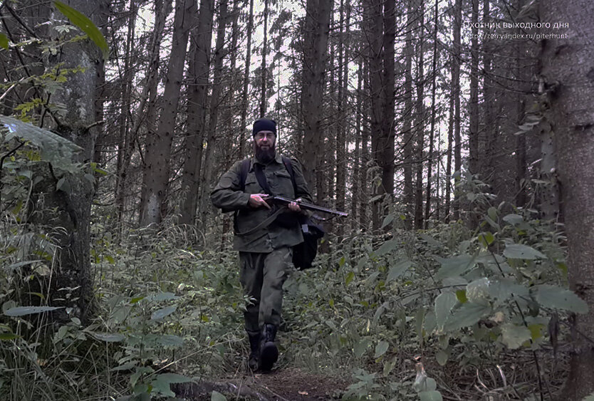 На той самой лесной тропинке. Правда, днём...