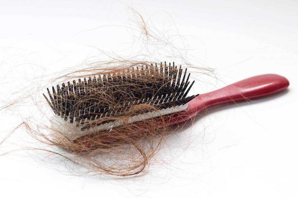 Как расческа влияет на рост волос