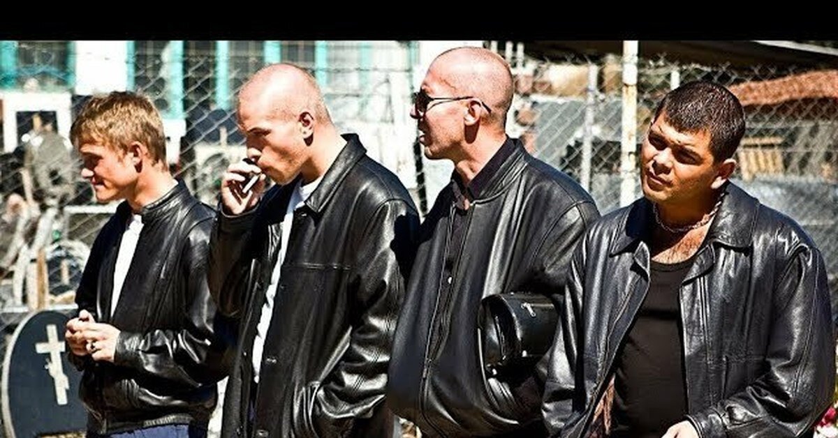 Кадр из фильма "Чужая". Крайний справа наиболее похож.