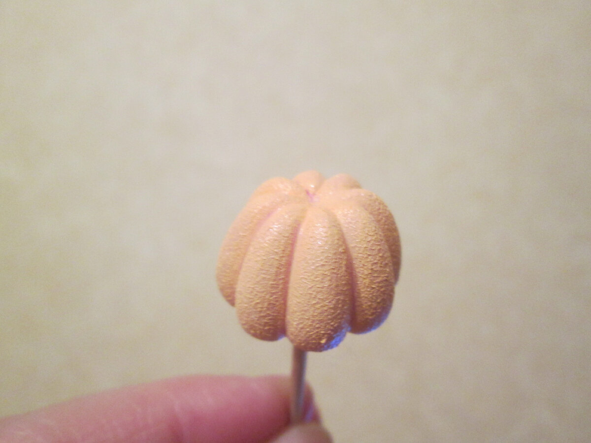 личный архив. После окрашивания бежевым акрилом.