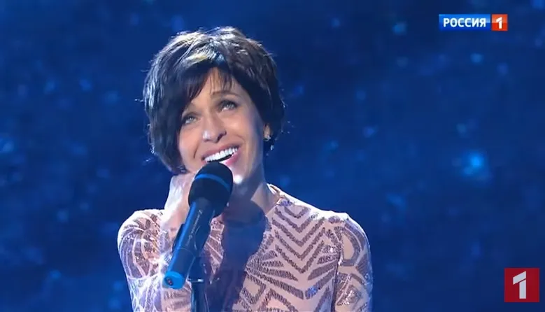 нежный алиса мон. алиса мон стань моим союз 21 мега концерт. алиса мон фото сейчас. певица алиса мон. алиса мон привет андрей слушать.