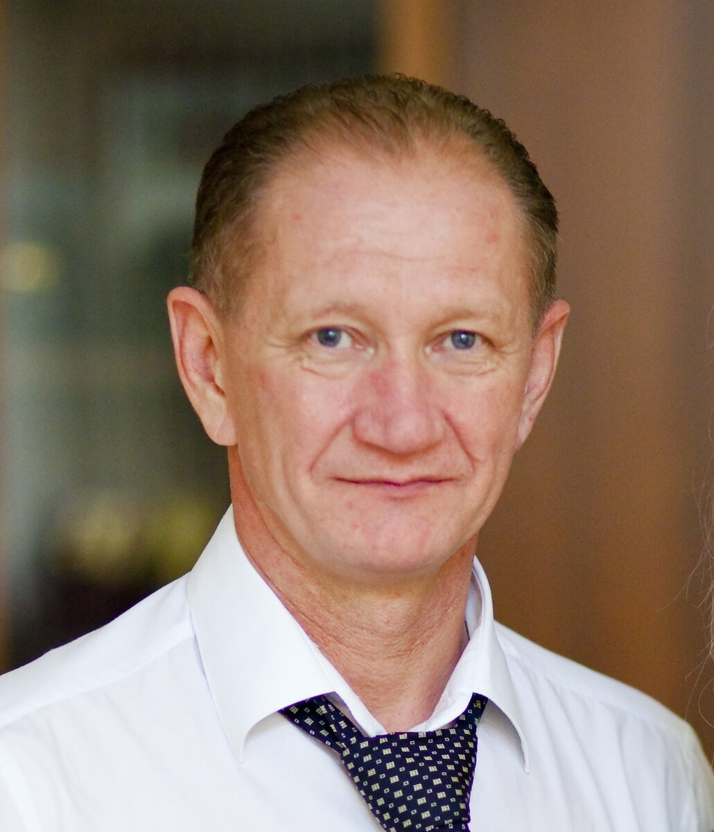 Аркадий Скоров