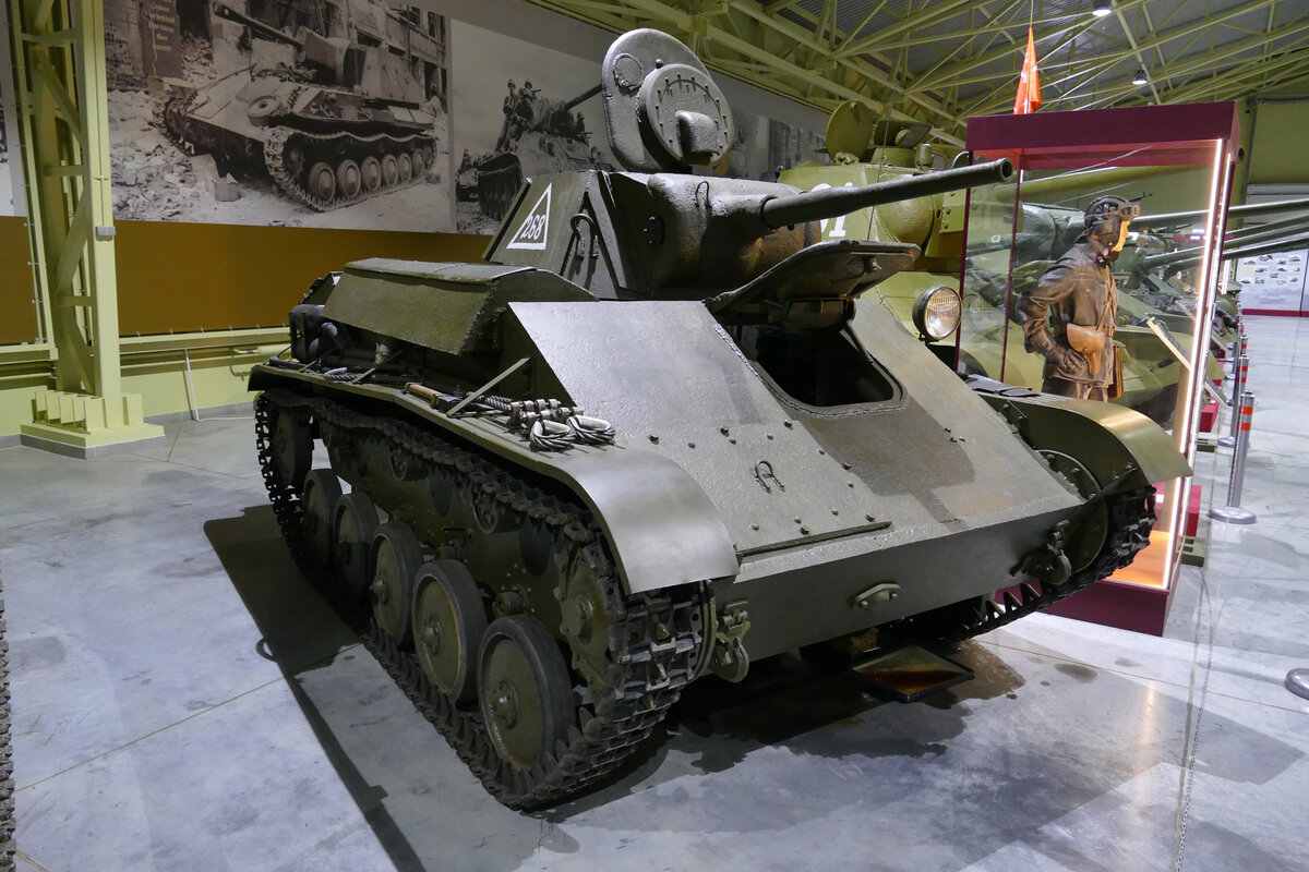 Т-70 в Музее отечественной военной истории является самым старым танком данного типа, сохранившимся до наших дней.