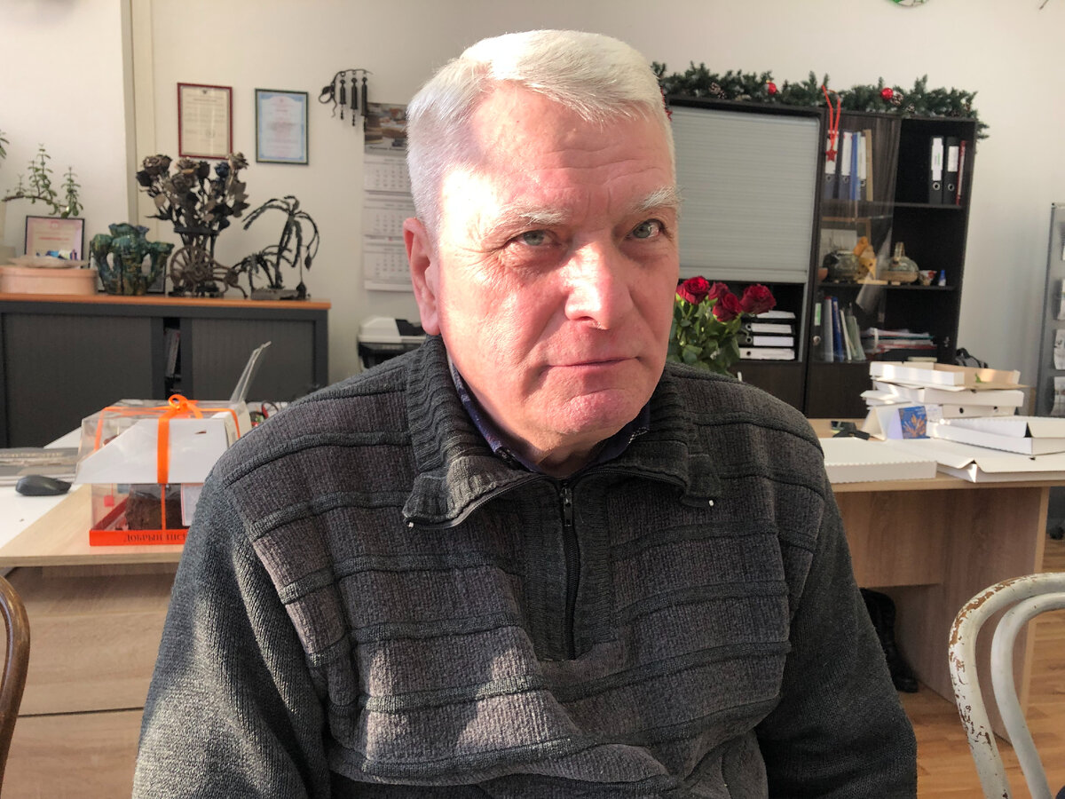 Мастер производственного обучения курса Печник «Петрович». Так его называют слушатели курса печников Русской Академии Ремесел