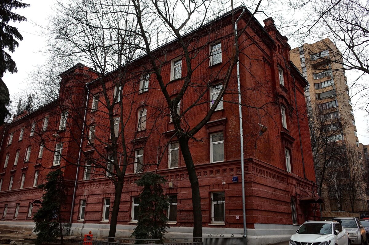 Адрес:  ул. Малые Каменщики, дом 16. Источник изображения: «Москва. Детали».