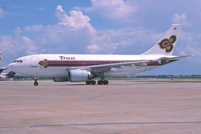 Airbus A310 Thai Airways International 