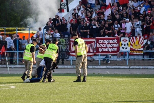Говорят на матче было весело... Фото vk.com/ultras_action