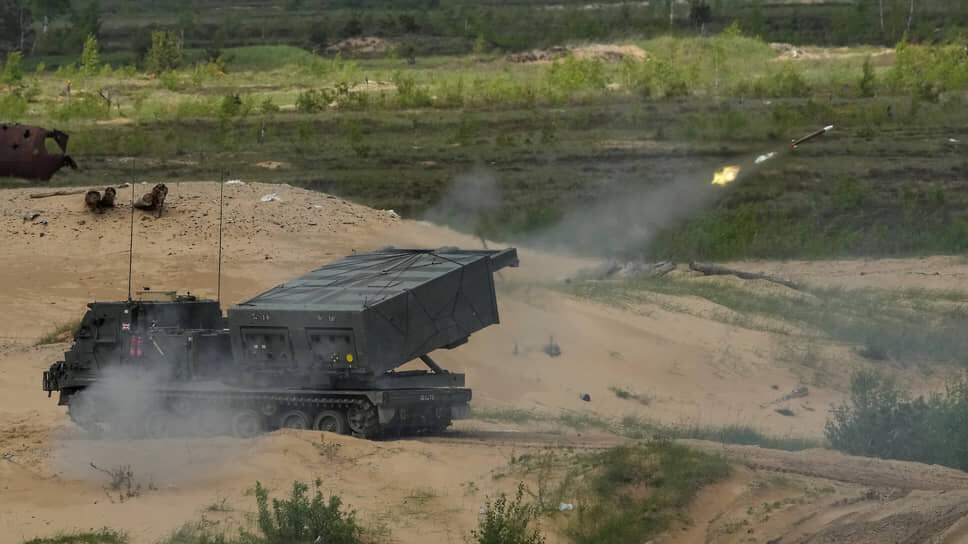 Фото: Ints Kalnins / Reuters📷РСЗО M270