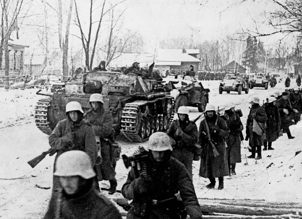 Фото 085. 1941. Наступление немцев под Москвой 