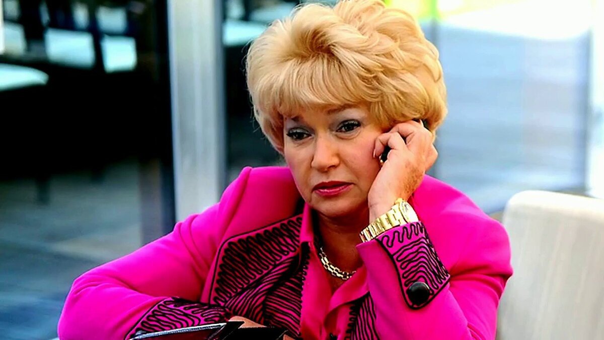 Автор: https://uhd.name/uploads/posts/2020-09/1600899103_14-p-lyudmila-narusova-23.jpg