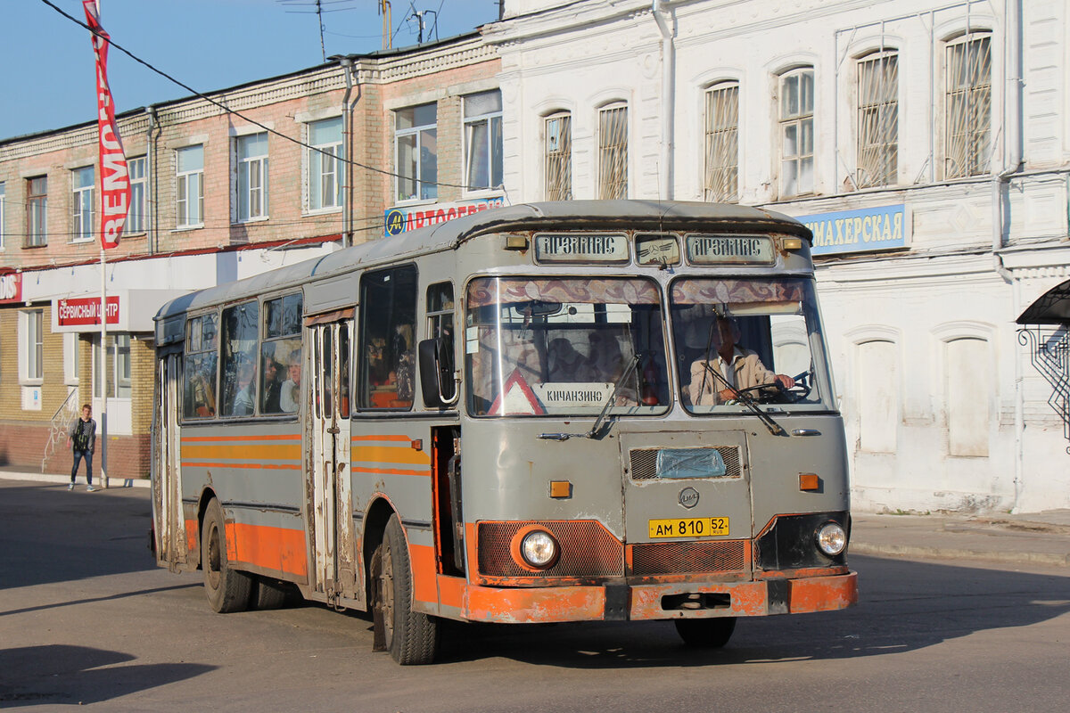 Из воспоминаний. Последний город, в котором массово работали автобусы  ЛиАЗ-677 | Колесо транспортного обозрения | Дзен