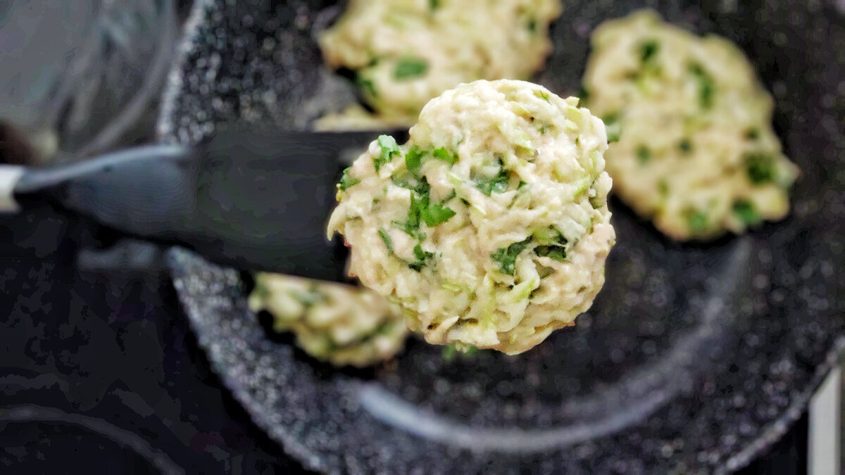 Очень мало муки в этих оладьях