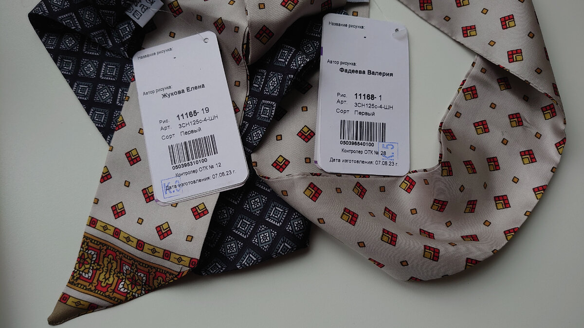 Павловопосадские шарфы-ленты. Фото автора