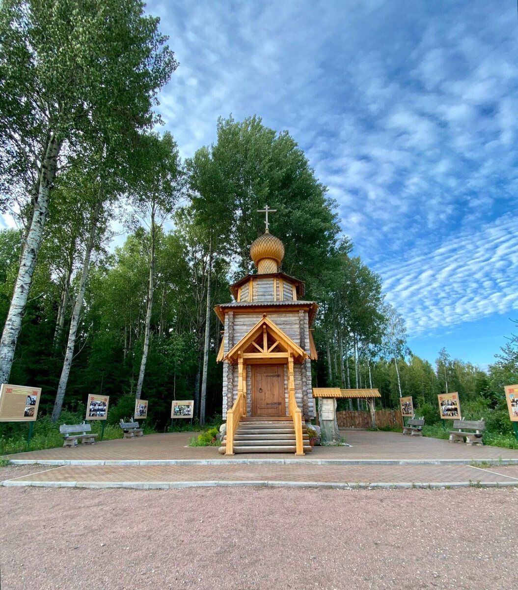 Часовня Тихвинской иконы Божией Матери.