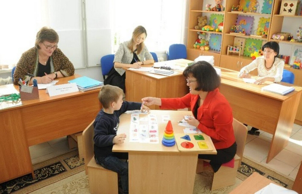Комиссия ребенку в первом классе