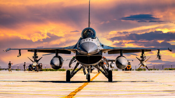    Украина рассчитывает начать использовать F-16 весной 2024-го Сергей Бунеев