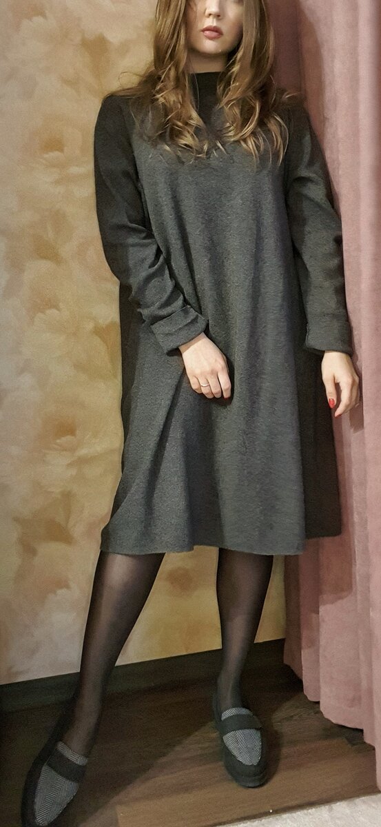 Примеряю платье с шерстяными лоферами,  при похолодании надену осенние ботинки-челси.