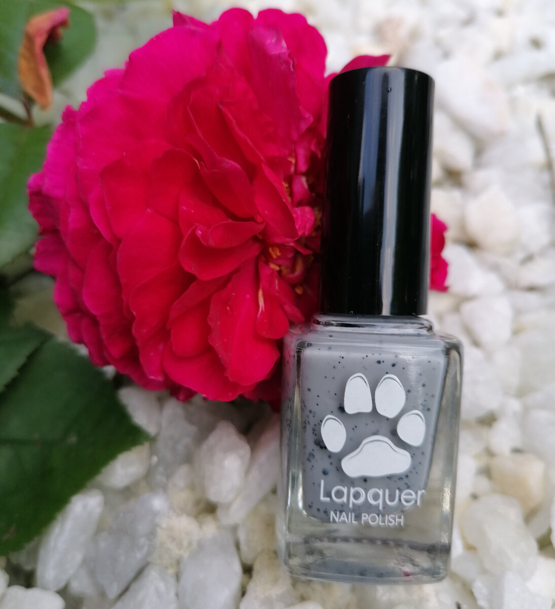 Флакончик лака 