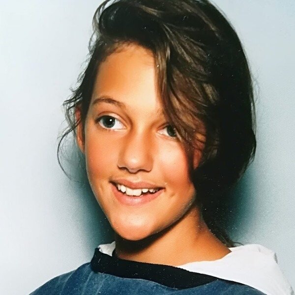 Детское фото Мерьем Узерли