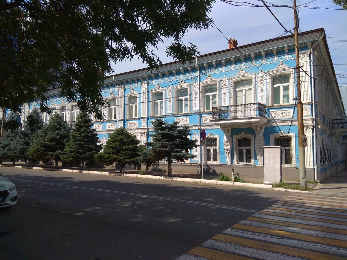 На улице Махачкалы