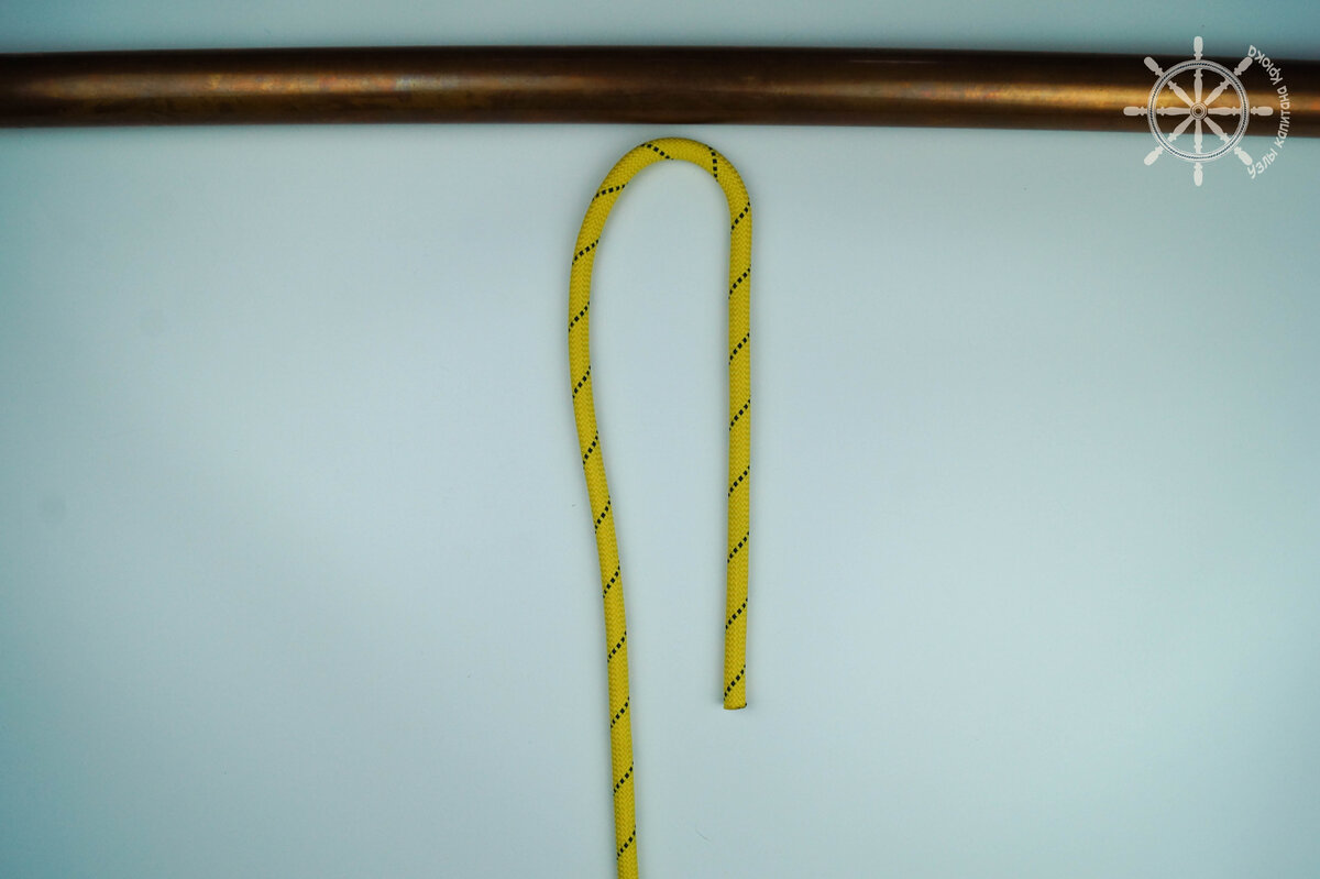 Как вязать ведерный узел - шаг 1